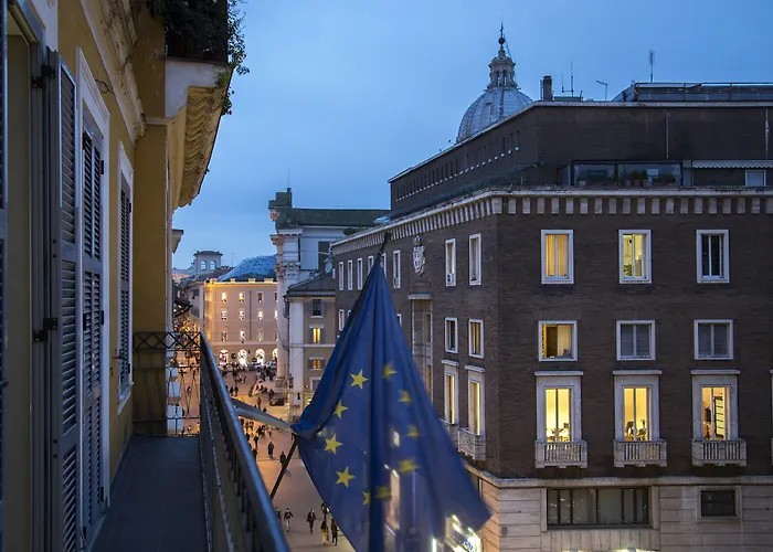 Via Del Corso Rome